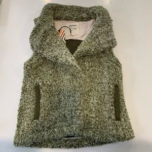Dylan Frosty Tipped Cozy Vest with Knit Lining in Green